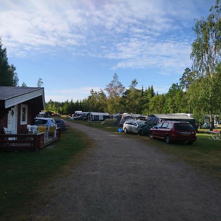 Stensjoe Camping Hotel Vastra Stensjo Exterior photo