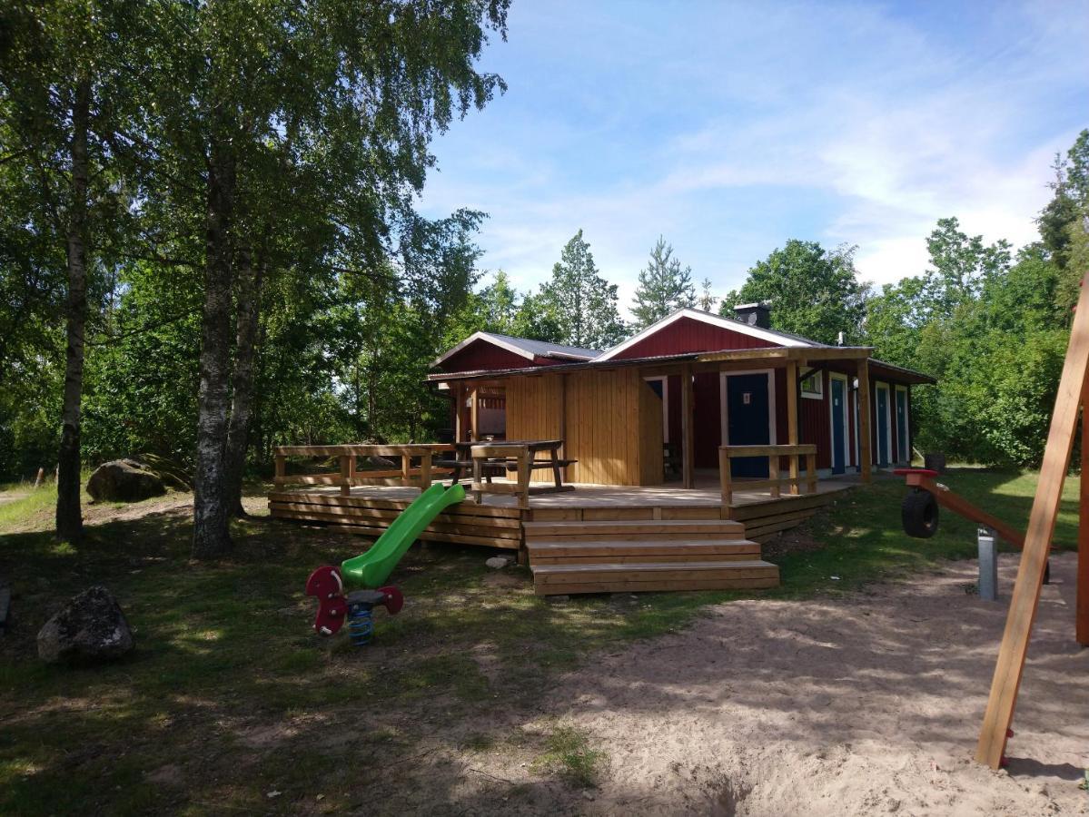 Stensjoe Camping Hotel Vastra Stensjo Exterior photo